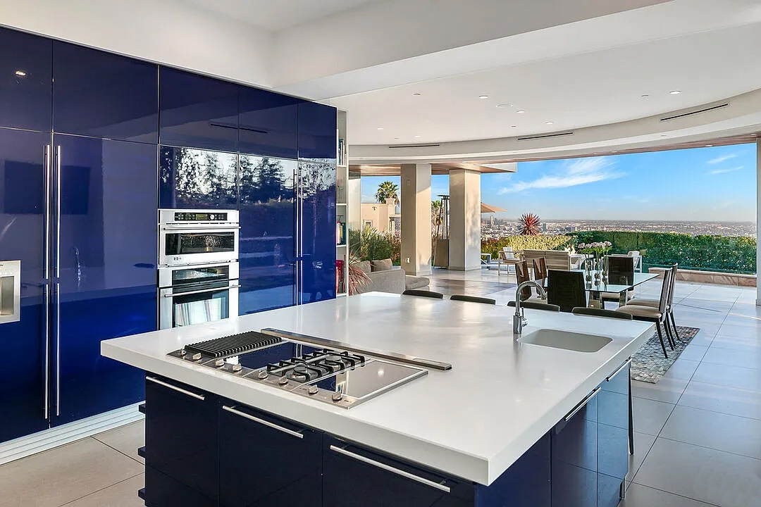 The Hercules Eight-5