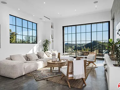 0103d640e0d03cfbd969ffca7507c712-cc_ft_384