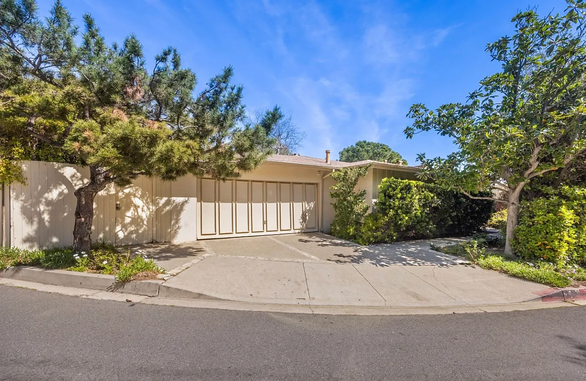 7fb0614dbbfdddb254ac9509745da9ba-uncropped_scaled_within_1536_1152