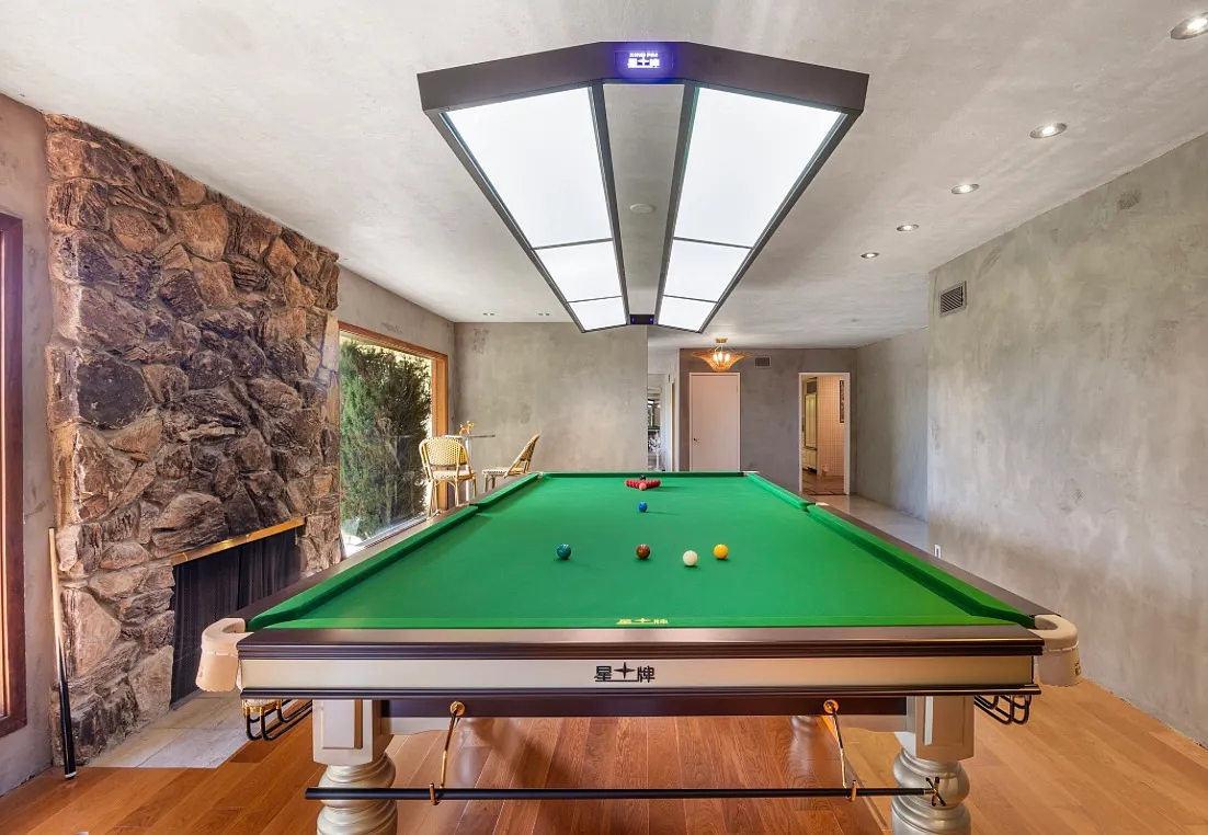 7ff8e7e58d13a5375ce077e62d0d4842-uncropped_scaled_within_1536_1152