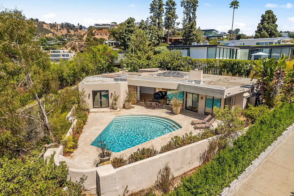 b6d164fc617295c6373db9376042b4ce-o_a