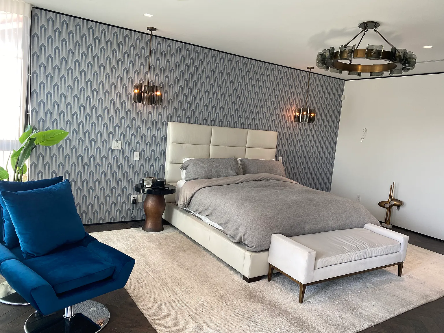 ebb145b4a4d3e080c44d086942796066-uncropped_scaled_within_1536_1152