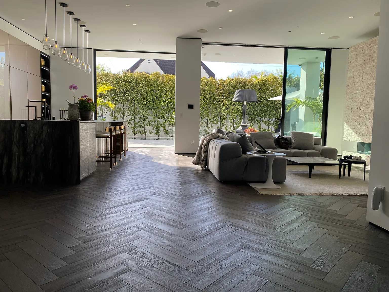 fd33de6319268ade772b31a66ca440d5-uncropped_scaled_within_1536_1152