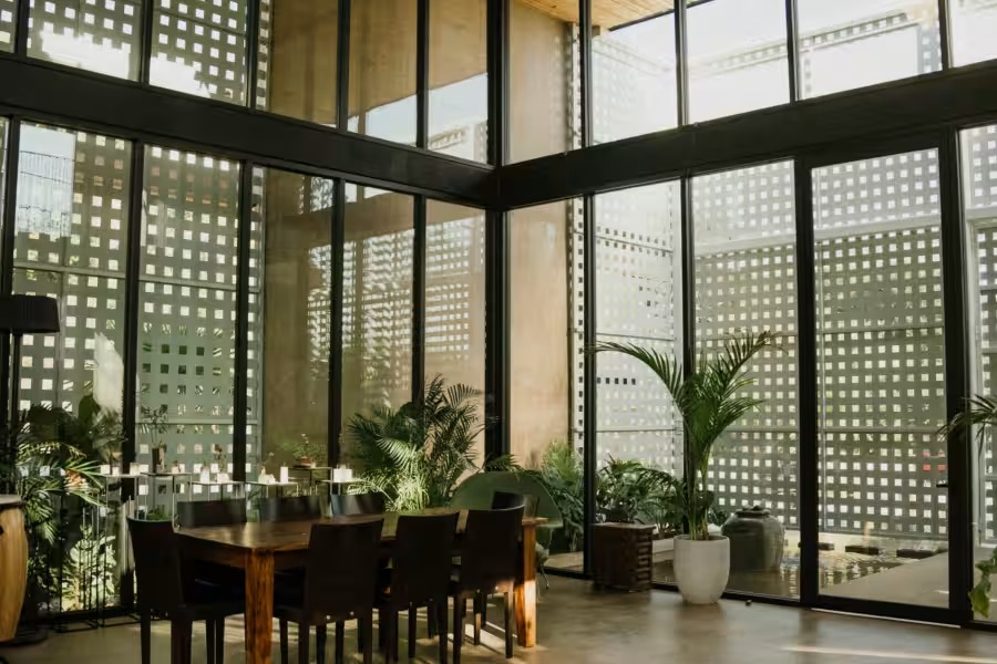 fit-900-600_78144-entire-venue-room (1)