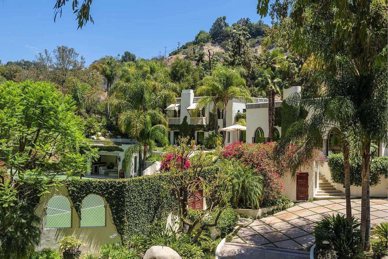 d6c701a61c40861242744cff3d1478f2-uncropped_scaled_within_1344_1008