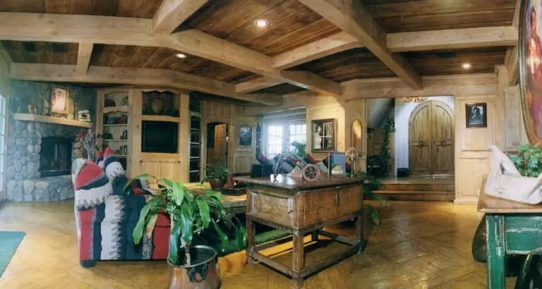 9aa61c6b-2f11-4c5c-aa4d-3a9931c33f8b