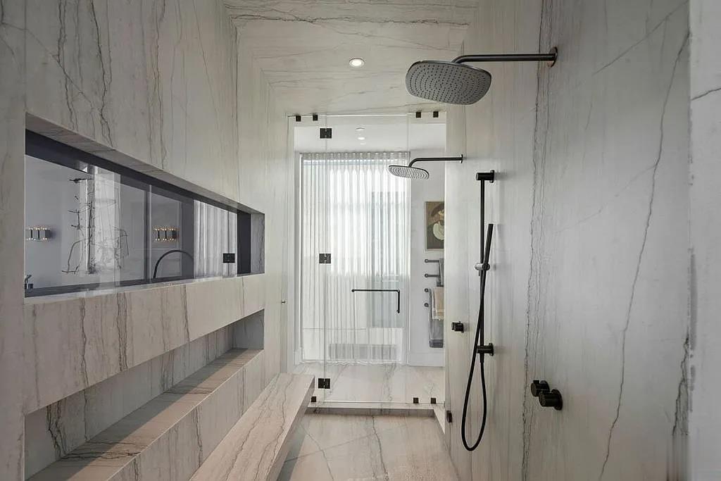 f4b98bac8b10acdcadabc2b7e5537f21-uncropped_scaled_within_1344_1008