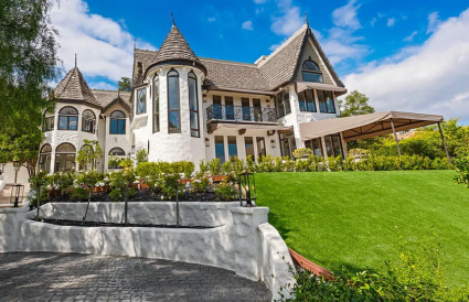 Victorian / Neglected