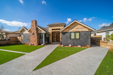 Front Entrance DriveWay (1)