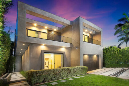 Front view 3
