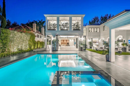 Outdoor Pool and House Profile (3)
