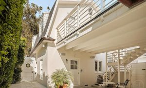 1887a5c3eb3bde6b98317d6f3ba872ba-uncropped_scaled_within_1536_1152