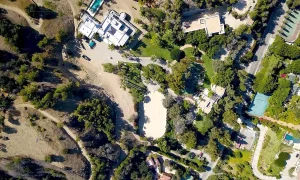 1d647d30d60ef7095b89ce7deecccb76-uncropped_scaled_within_1344_1008