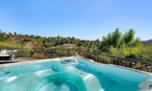 24010052d1990f2a9600b35703fd319d-uncropped_scaled_within_1344_1008