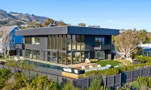 2ecc0bac971d473b986cb700a0a42e0d-cc_ft_384