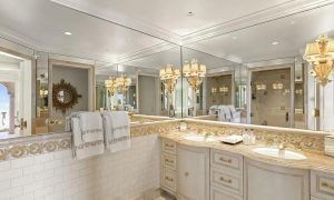 319f1b0797c737dc8e606bf42bf75f2e-uncropped_scaled_within_1344_1008