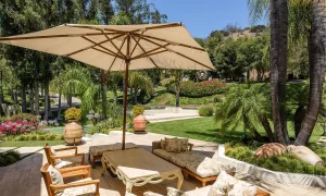 4217f6bded6abcf8ca121b38fa9261a9-uncropped_scaled_within_1344_1008