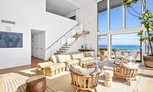 64dfee8f8b15f4e71b8a787a8acbbd4a-cc_ft_384