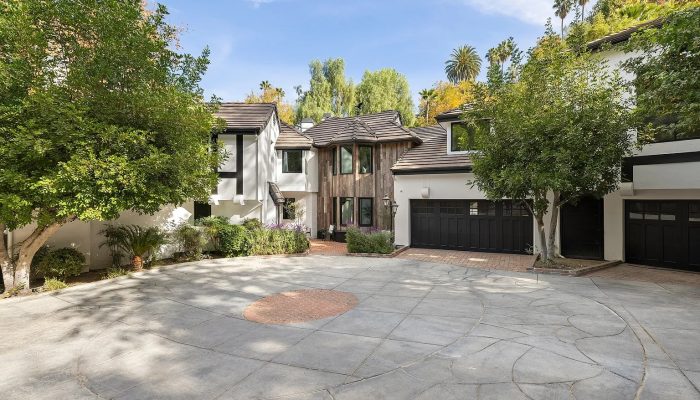 75d51c6b690b603459d95febce4fd04a-uncropped_scaled_within_1536_1152