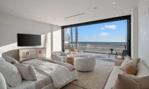 8340380ebfd2bdd853509d0f0f19ae49-uncropped_scaled_within_1344_1008