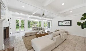 8e562acee161dac836863694e190ff30-uncropped_scaled_within_1536_1152