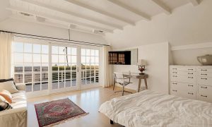 954f22430537e2aa865cd4f2a36f4803-uncropped_scaled_within_1536_1152