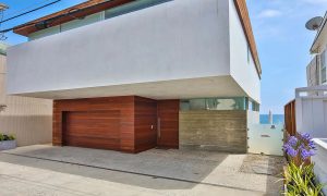 Front Entrance DriveWay