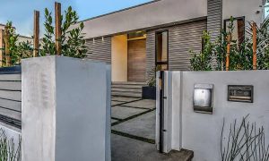 Front entrance House Profie