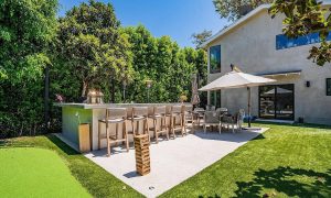Outdoor Seating area