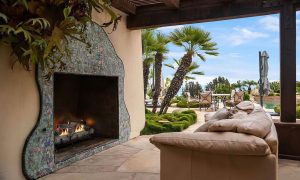 Outdoor Seating area