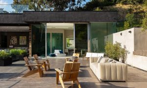 Outdoor Seating area (1)