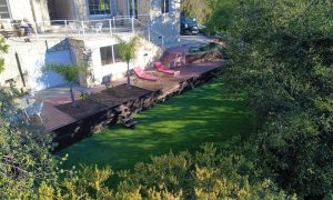 Outdoor Seating area (2)