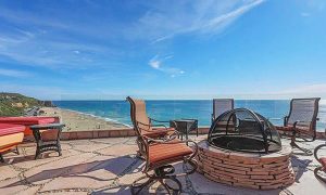 Outdoor Seating area and Firepit