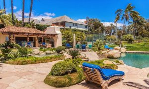 Outdoor Seating area and Pool
