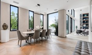 Professional real estate photographer in Los Angeles. Offering high-quality photography for listings, Airbnb, luxury properties, and commercial real estate.