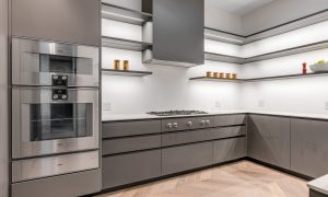 Professional real estate photographer in Los Angeles. Offering high-quality photography for listings, Airbnb, luxury properties, and commercial real estate.