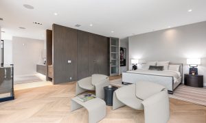 Professional real estate photographer in Los Angeles. Offering high-quality photography for listings, Airbnb, luxury properties, and commercial real estate.