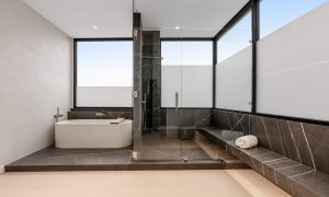 Professional real estate photographer in Los Angeles. Offering high-quality photography for listings, Airbnb, luxury properties, and commercial real estate.