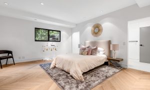 Professional real estate photographer in Los Angeles. Offering high-quality photography for listings, Airbnb, luxury properties, and commercial real estate.