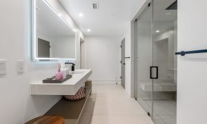 Professional real estate photographer in Los Angeles. Offering high-quality photography for listings, Airbnb, luxury properties, and commercial real estate.