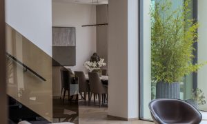 Professional real estate photographer in Los Angeles. Offering high-quality photography for listings, Airbnb, luxury properties, and commercial real estate.