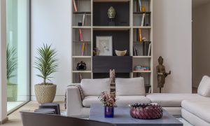 Professional real estate photographer in Los Angeles. Offering high-quality photography for listings, Airbnb, luxury properties, and commercial real estate.
