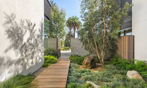 Side Walk way