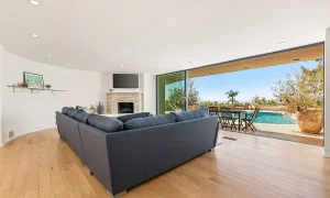 a0a0253072042d722700f3a6a083be67-o_a