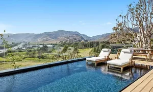 a22be7c8f871809f4477eb786f7ad8db-cc_ft_384