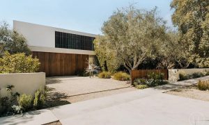 af6e92f51a3224dead0830f428b9ebed-uncropped_scaled_within_1536_1152