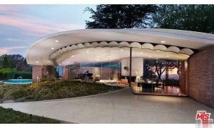 b2553fba2a3f6b19f93c9718f3b2a738-uncropped_scaled_within_1536_1152