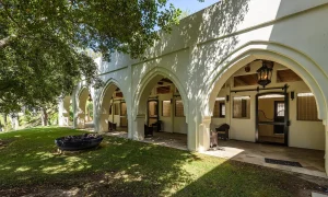 b28cf4ed11704ab44a0b7f5b9fe5bd5c-uncropped_scaled_within_1344_1008