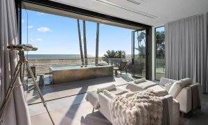 d09f5d1112d20bdb5338acb63ae7e54d-uncropped_scaled_within_1344_1008