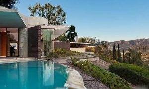 d4df24bc50347b672037b1fa54c84425-uncropped_scaled_within_1536_1152